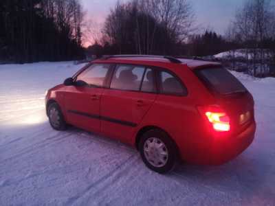 Skoda Fabia 1.2 2008 bränslesnål nybes skoda