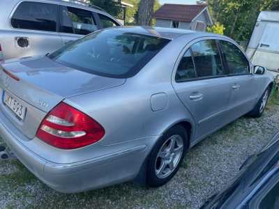 Mercedes  E 220 CDI 2004 automat diesel