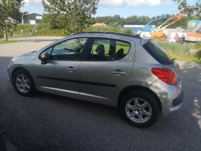 Peugeot 207 1.4 Bensin  2008 lågmilare